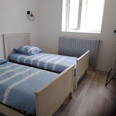 Le Cocon De Mila Apartment Uzer  Luaran gambar