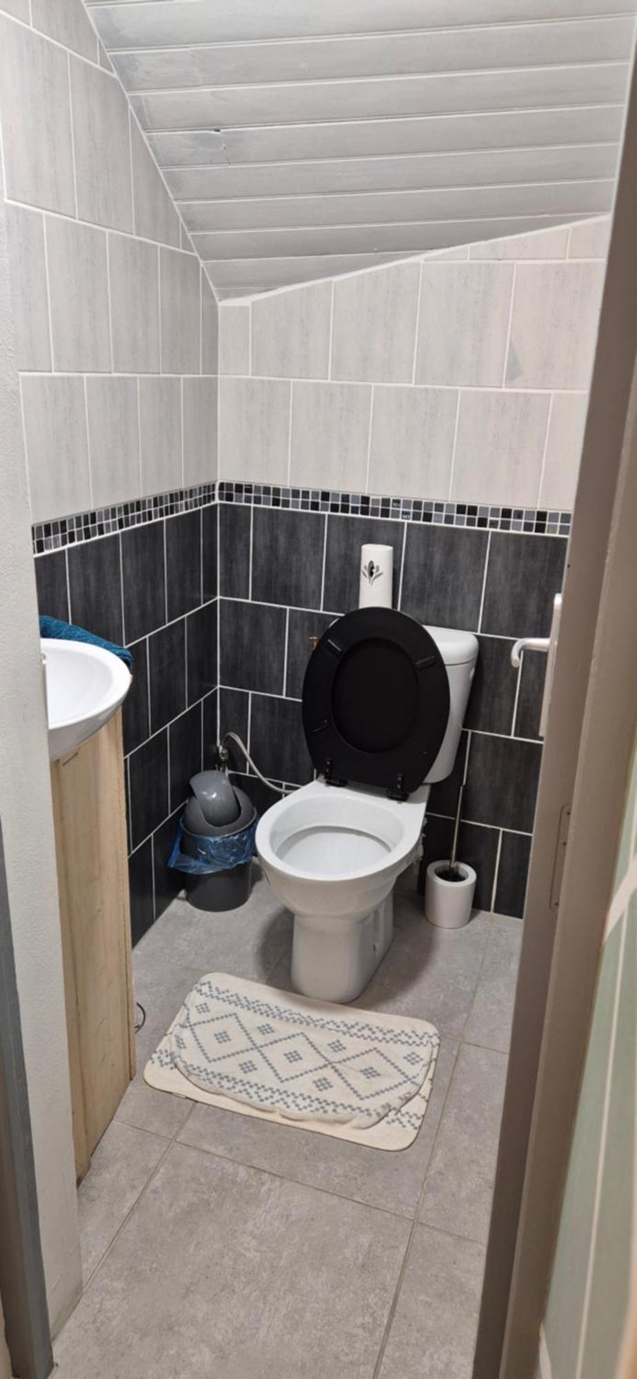 Le Cocon De Mila Apartment Uzer  Luaran gambar